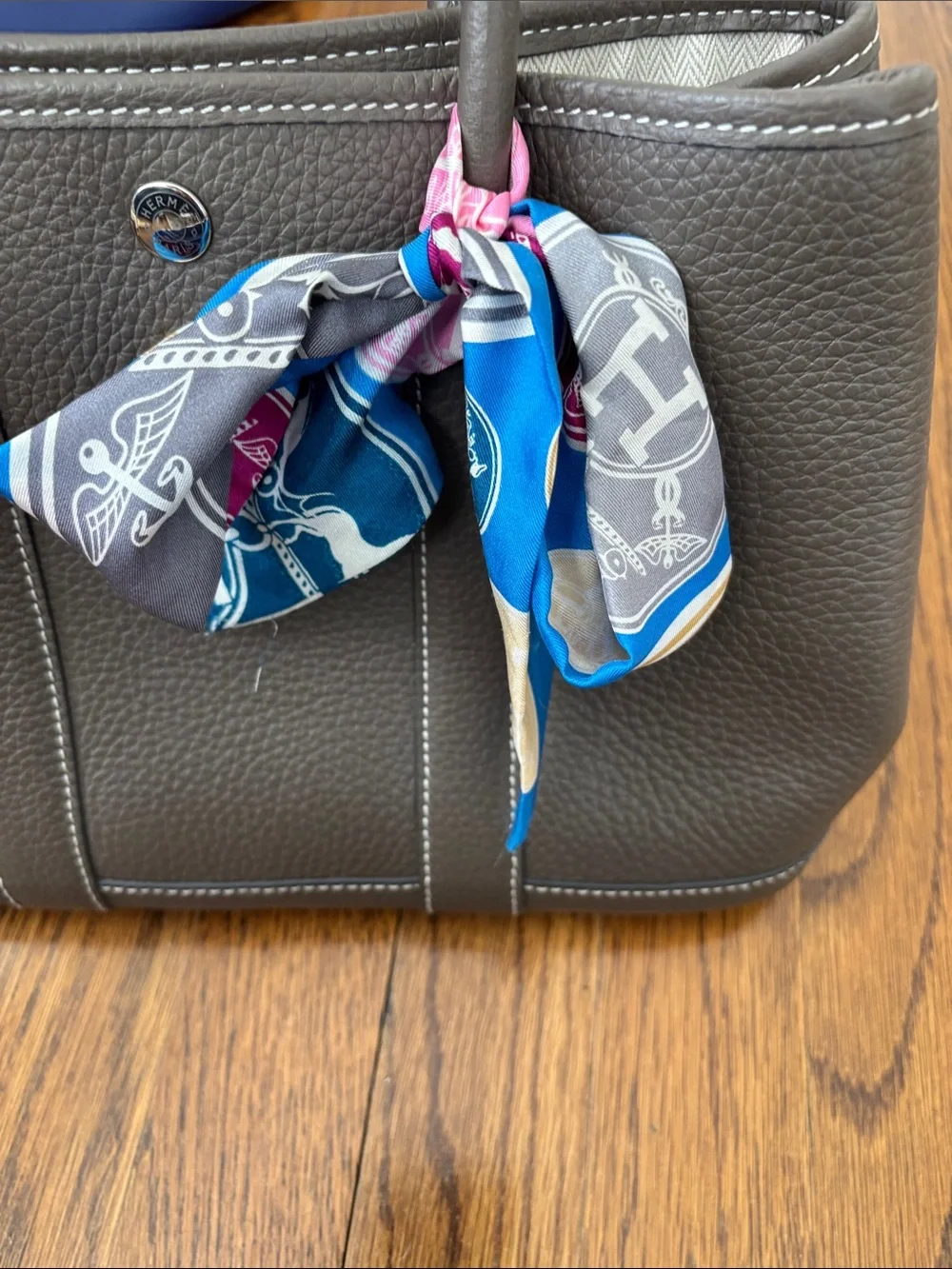 Hermes Gray Pebbled Leather Tote with Blue Accent Scarf - Picture 9 of 9